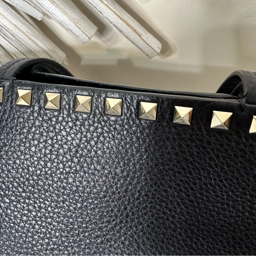 VALENTINO ROCKSTUD TOTE - Picture 4 of 11